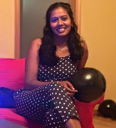 , 33 years old, Christian, Woman