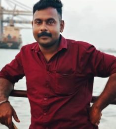 , 32 years old, Muslim, Man