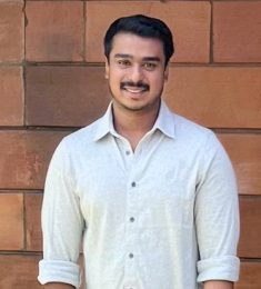 , 32 years old, Hindu, Man