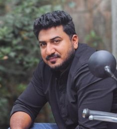 , 28 years old, Hindu, Man