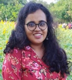 , 30 years old, Hindu, Woman